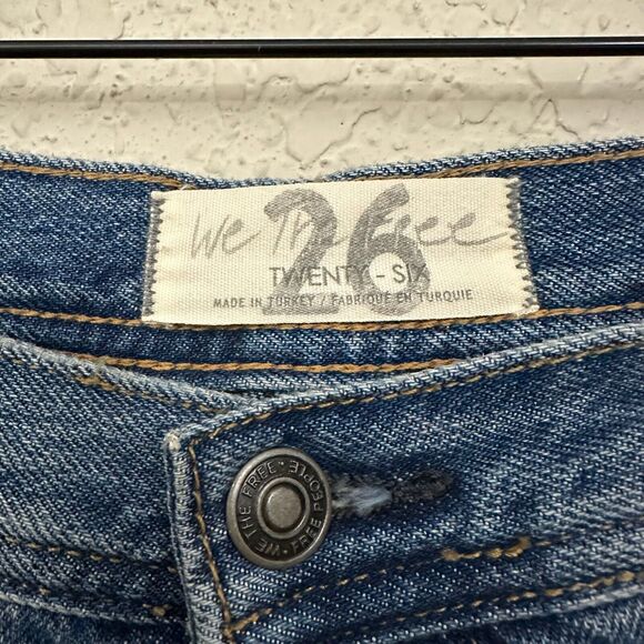 WE THE FREE Maggie Jeans Blue Ankle Chewed Hem Straight Leg Frayed - Picture 8 of 13